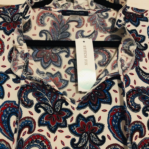 🪢 Tommy Hilfiger Flutter Top 🪢 - Picture 4 of 6